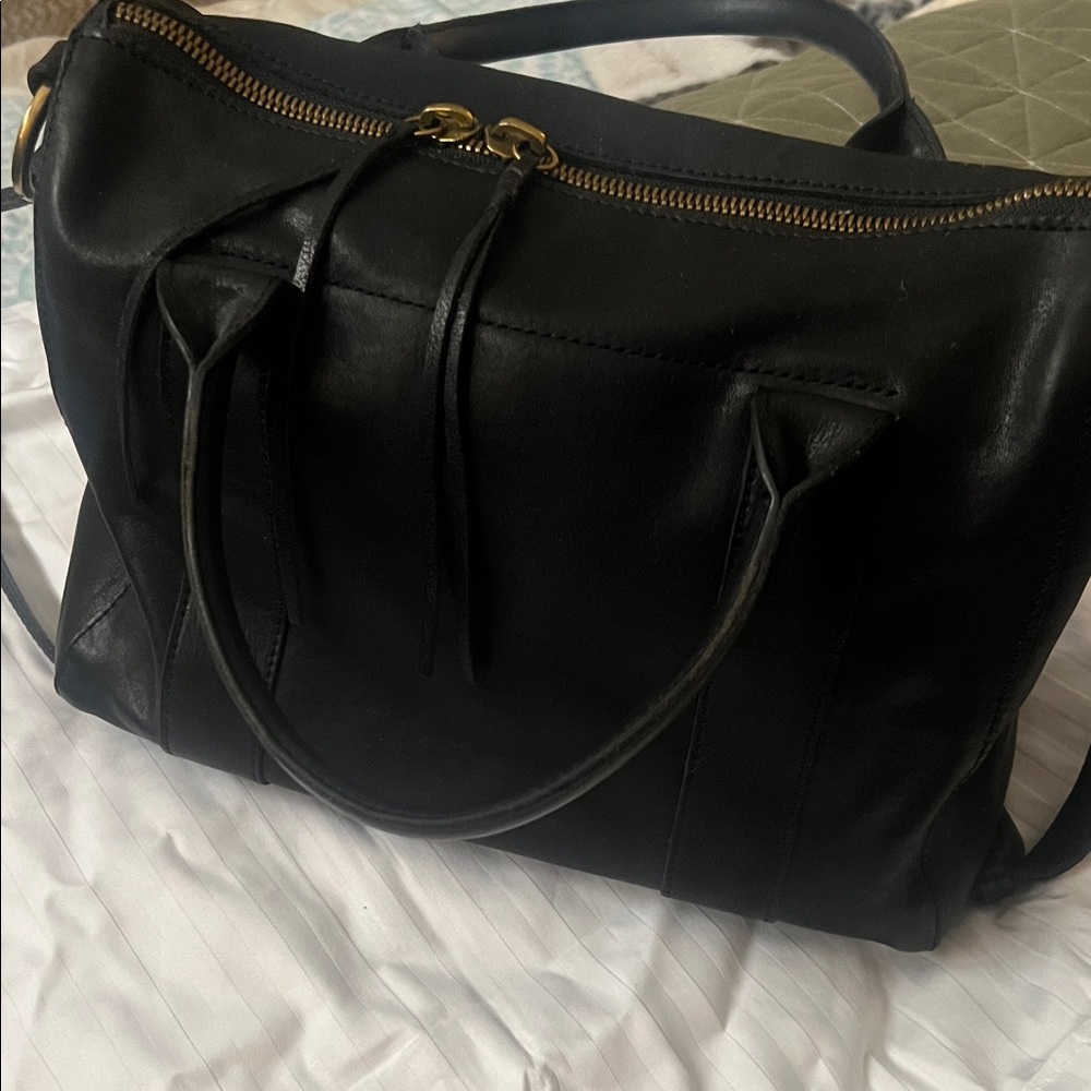 Madewell Prague Handbag! Pre-loved! Elegant Black Leather Handbag